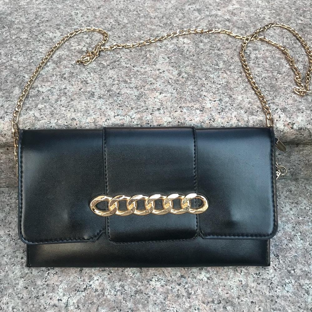 Black crossbody bag